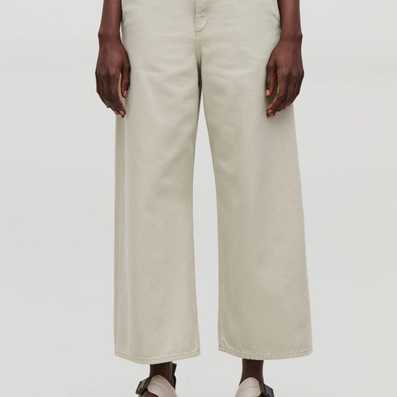 COS Barrel Leg Jeans - Picture 3 of 3